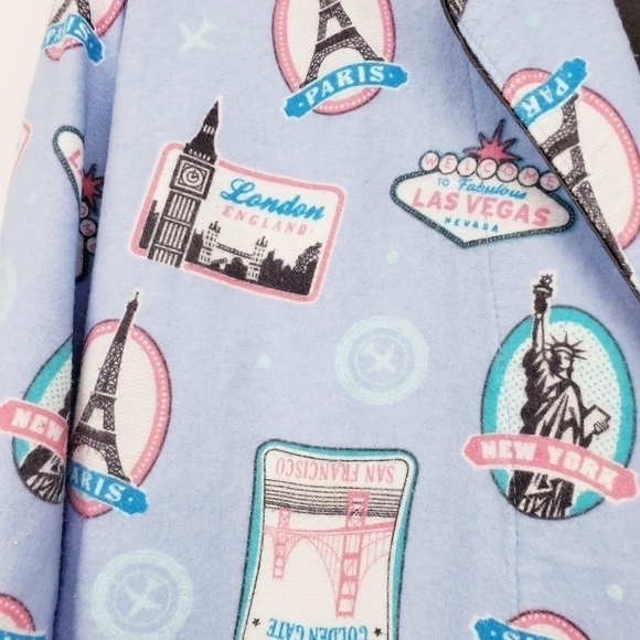P.j. Salvage Blue Flannel Pajama Set Paris design Size Small - Picture 7 of 10
